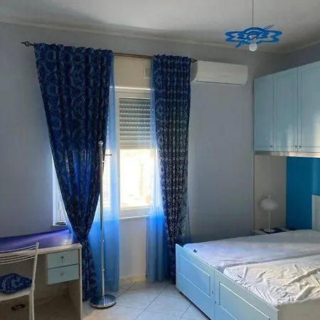 Tre E Tre Bagni Apartment Reggio Calabria