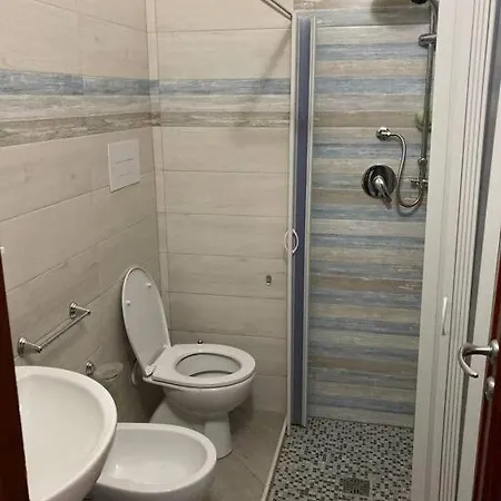 Apartment Tre E Tre Bagni *