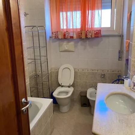 Apartment Tre E Tre Bagni *