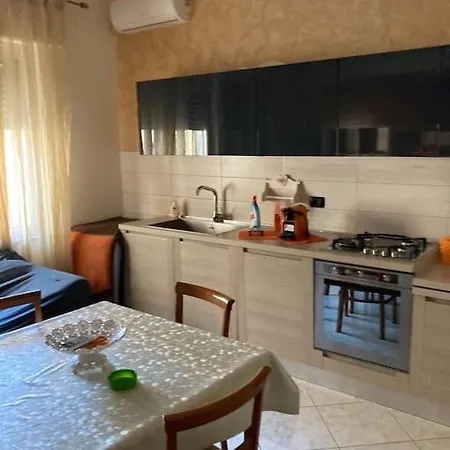 Tre E Tre Bagni Apartment *